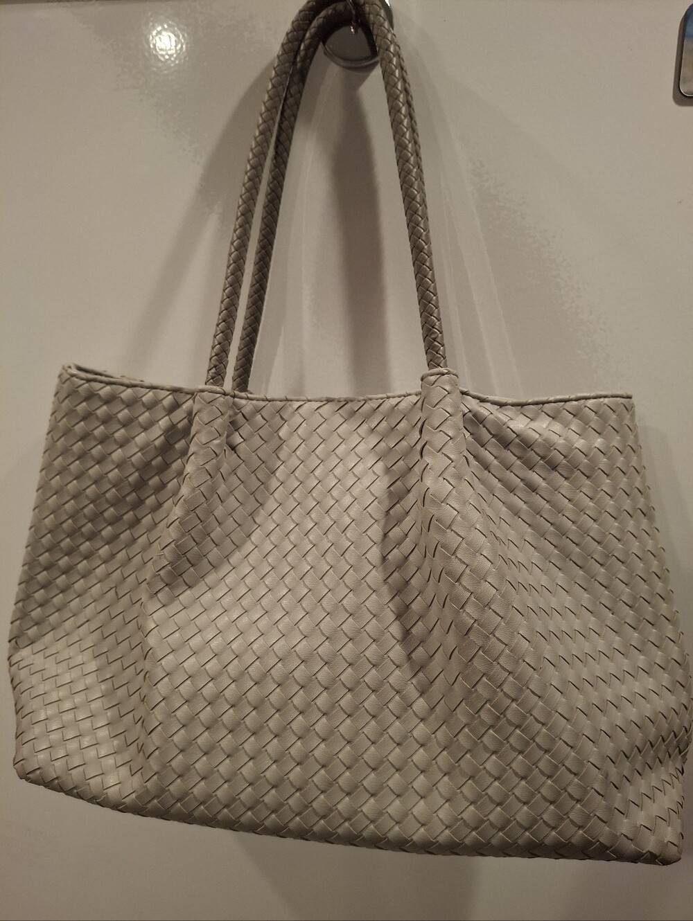 Woven Leather Tote Bag in Light Gray